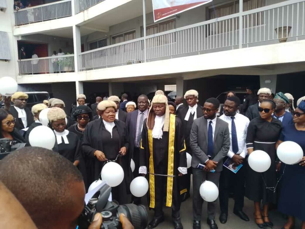 Makinde and Lawyers