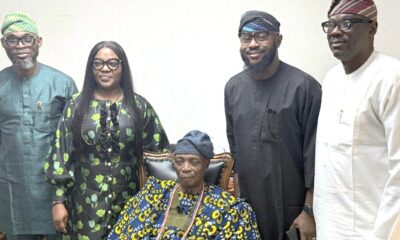 Olubadan-designate, Oba Rashidi Adewolu Ladoja and Glo team