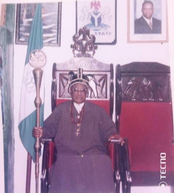 Eze Ferguson Nwulu of ‎Umuode Ikenna Community