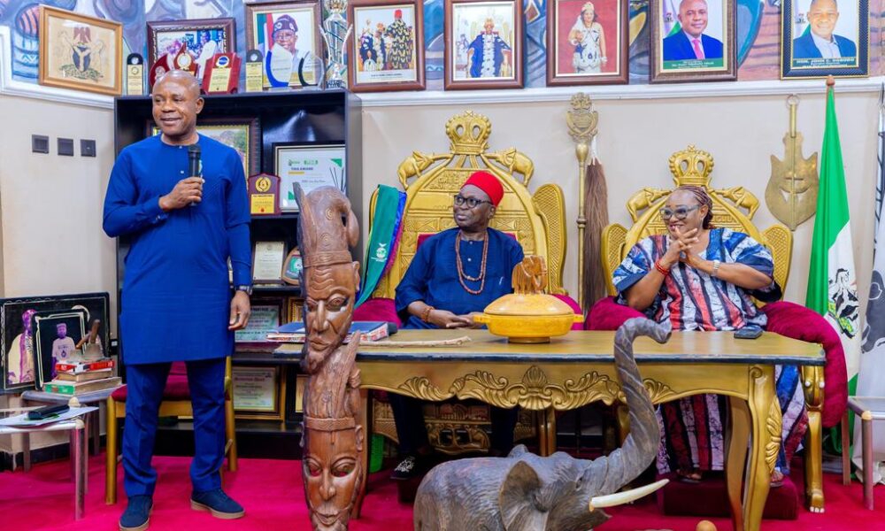 Peter Mbah and Igwe (Dr.) Greg Ugwu